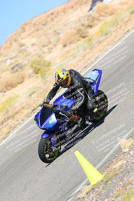 media/Oct-14-2023-TrackXperience (Sat) [[0517685739]]/Level 1/session 3 turn 2/